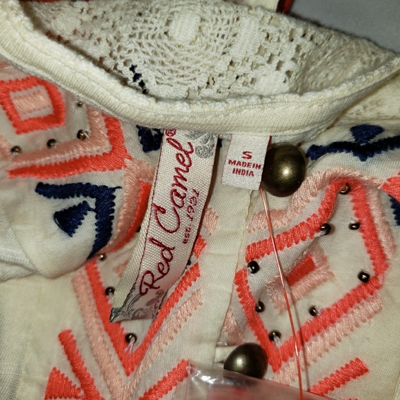 Red camel  sleeveless  summer  shirt purples oranges pink. BNWT cream. - Picture 4 of 16